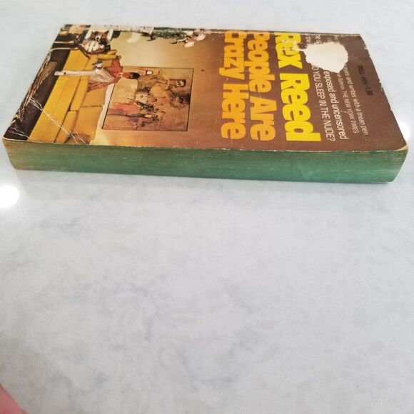 People are crazy here paperback book by Rex Reed first Dell Printing 1975 - Picture 4 of 8